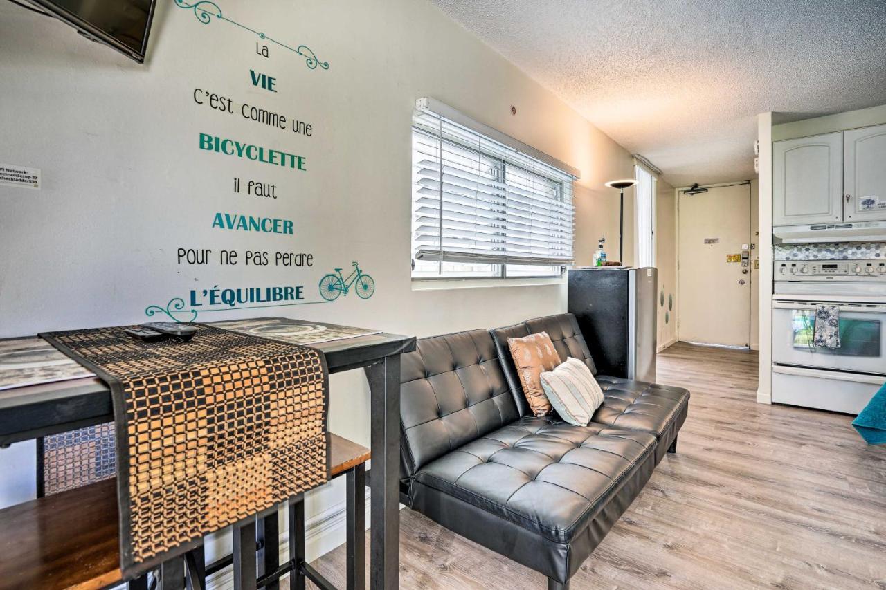 Centrally Located Vacation In Waikiki! Apartment *