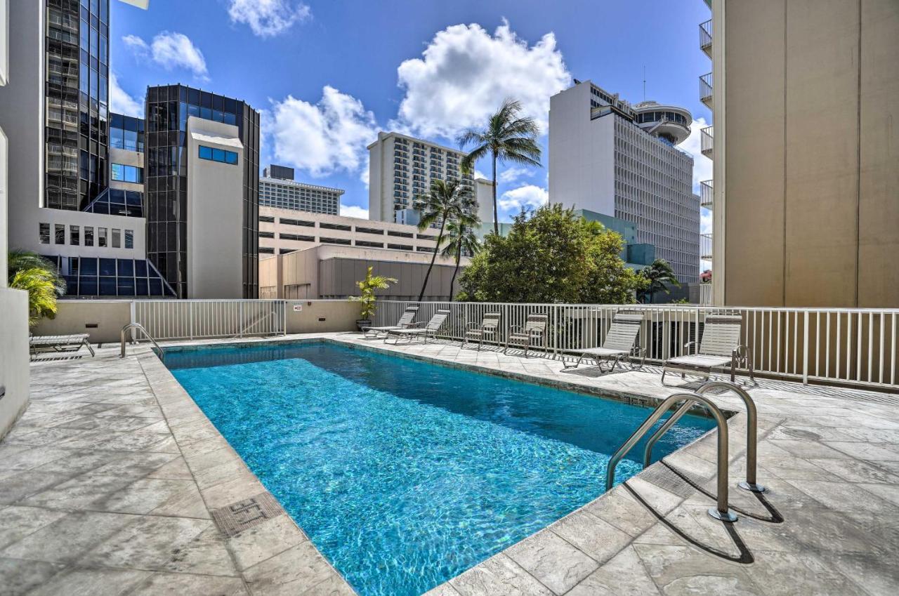 Apartment Centrally Located Vacation In Waikiki! *