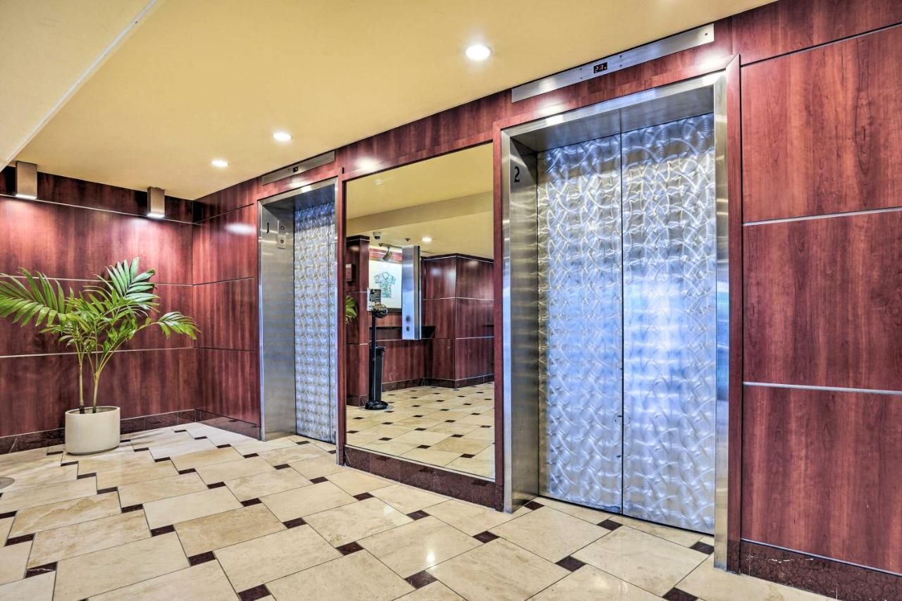 Centrally Located Vacation In Waikiki! Apartment
